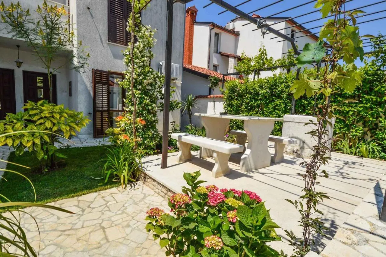 Apartments In Pjescana Uvala/Istrien 10996 Croatia